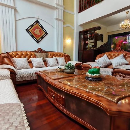 Mama Naxi Guesthouse Лиджанг Екстериор снимка