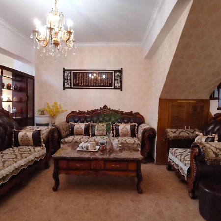 Mama Naxi Guesthouse Лиджанг Екстериор снимка