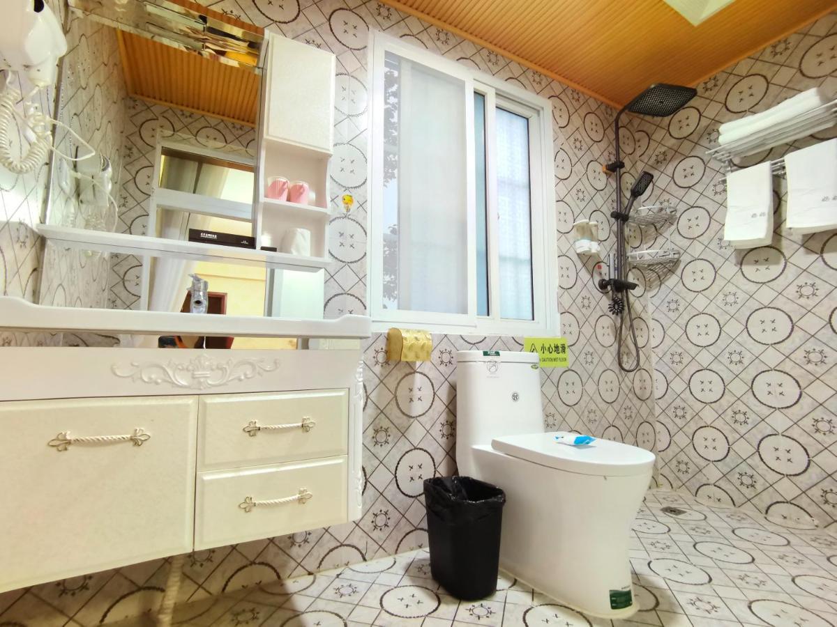 Mama Naxi Guesthouse Лиджанг Екстериор снимка