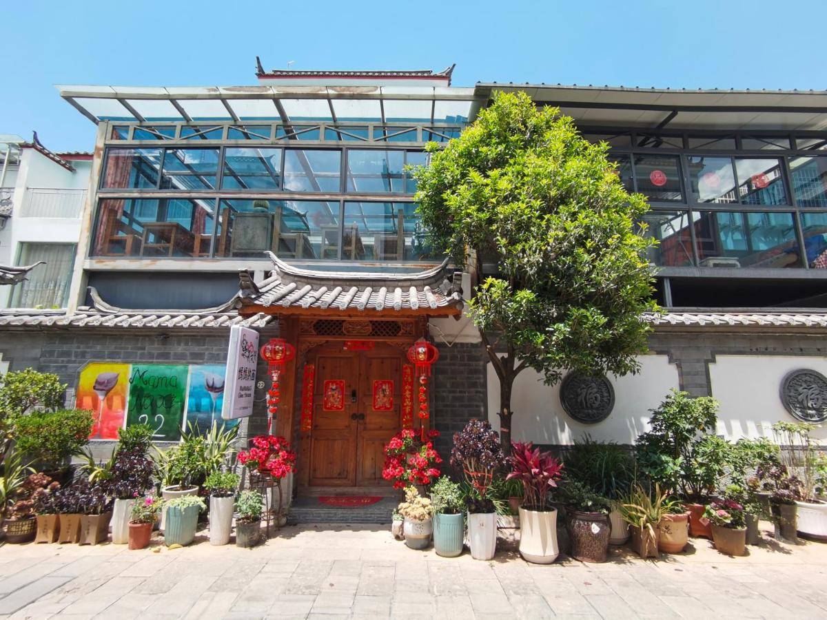 Mama Naxi Guesthouse Лиджанг Екстериор снимка